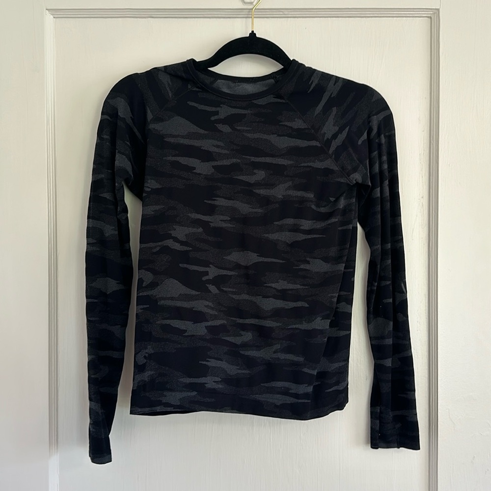 Athleta Camo top